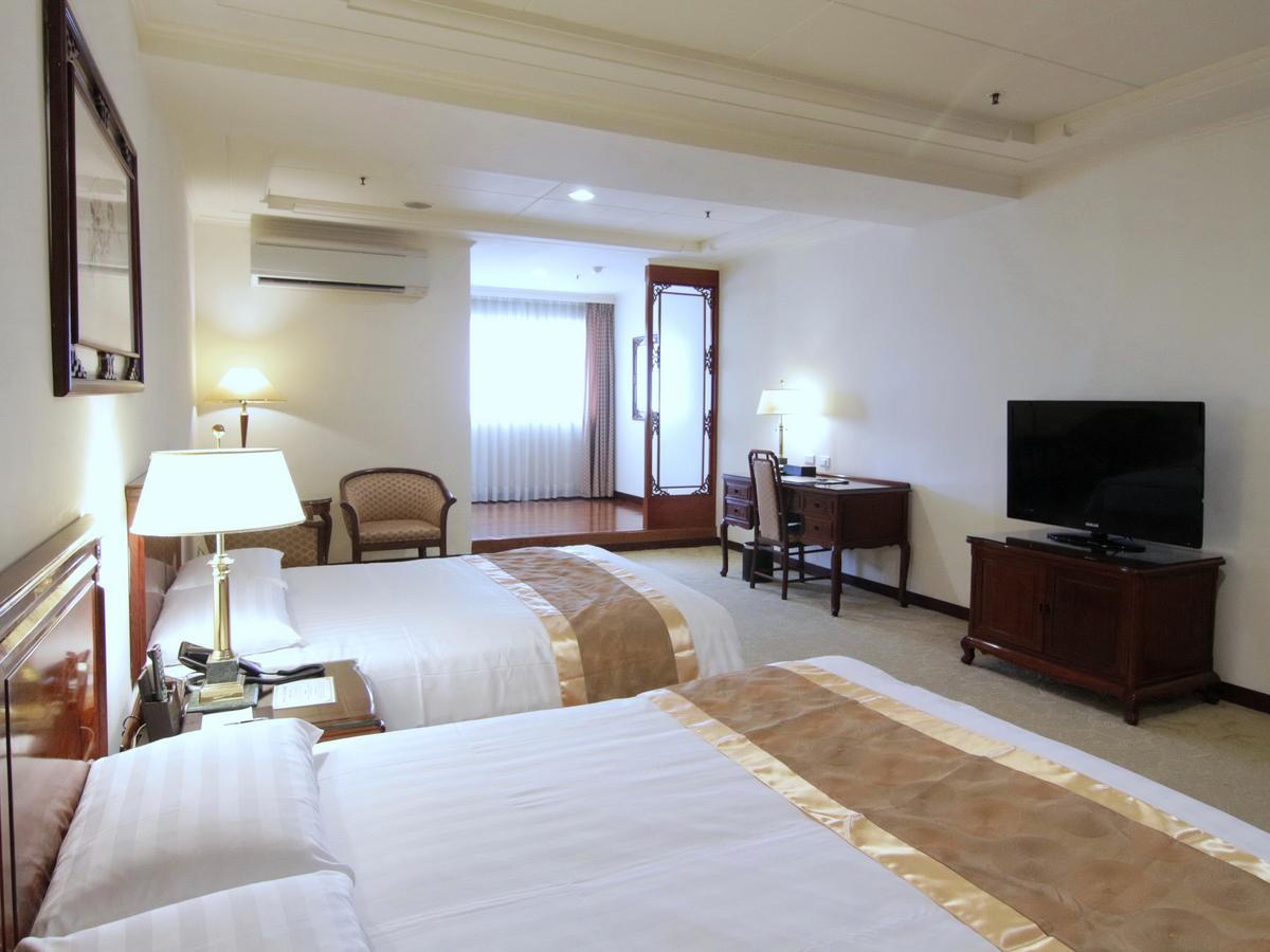 King'S Paradise Hotel จงลี่ ภายนอก รูปภาพ